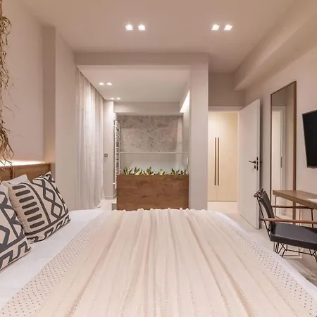 Charming Boho Haven - Luxurious Escape In Thisseio Apartment